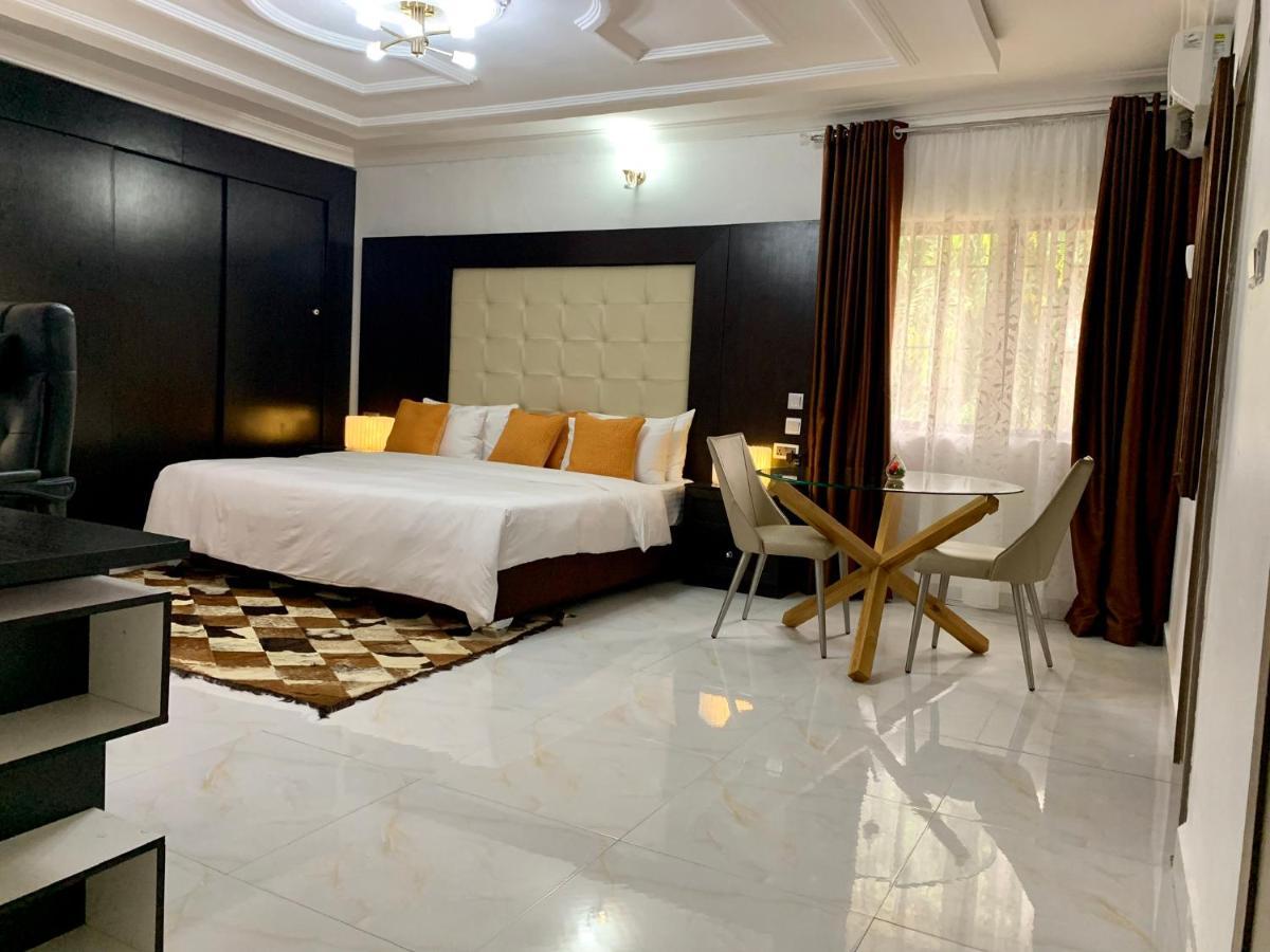 Urban Rootz Hotel Abuja Kültér fotó