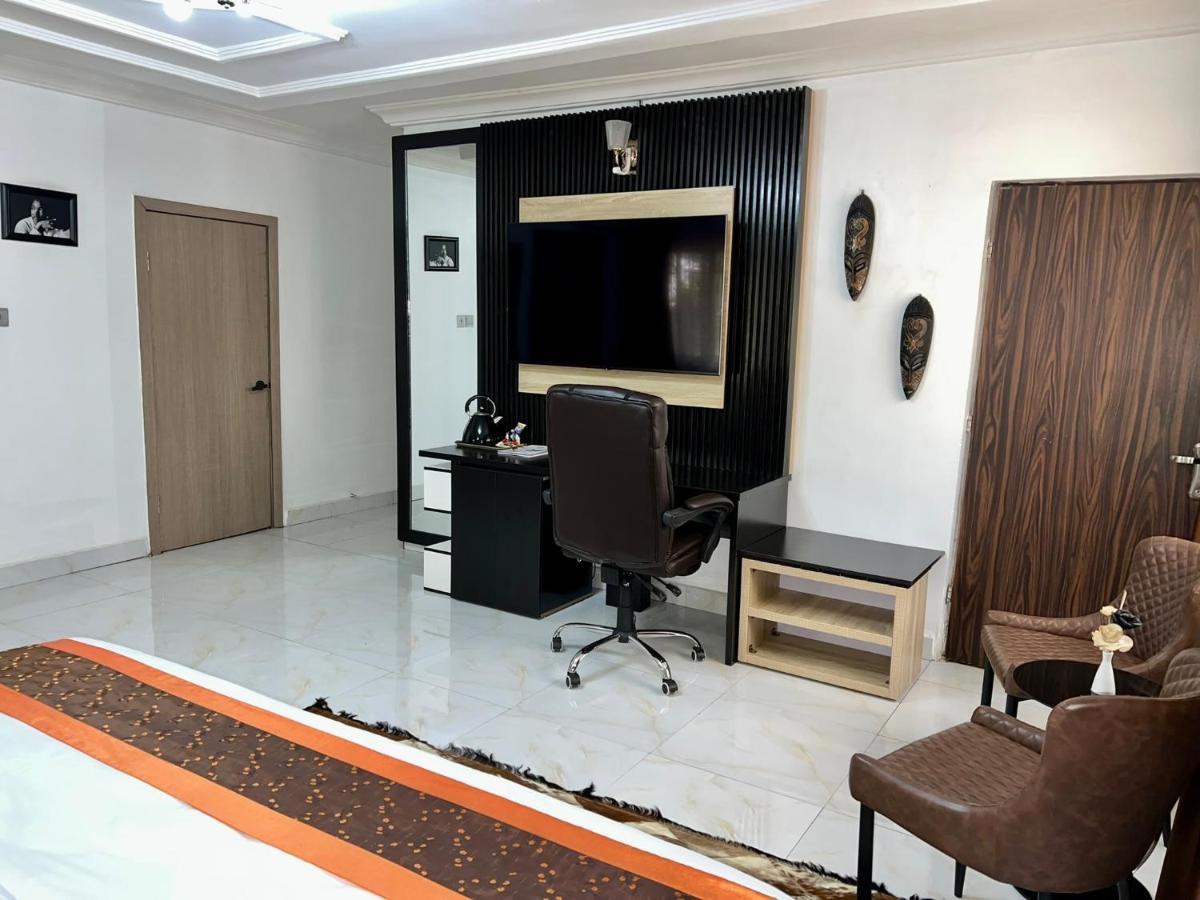 Urban Rootz Hotel Abuja Kültér fotó