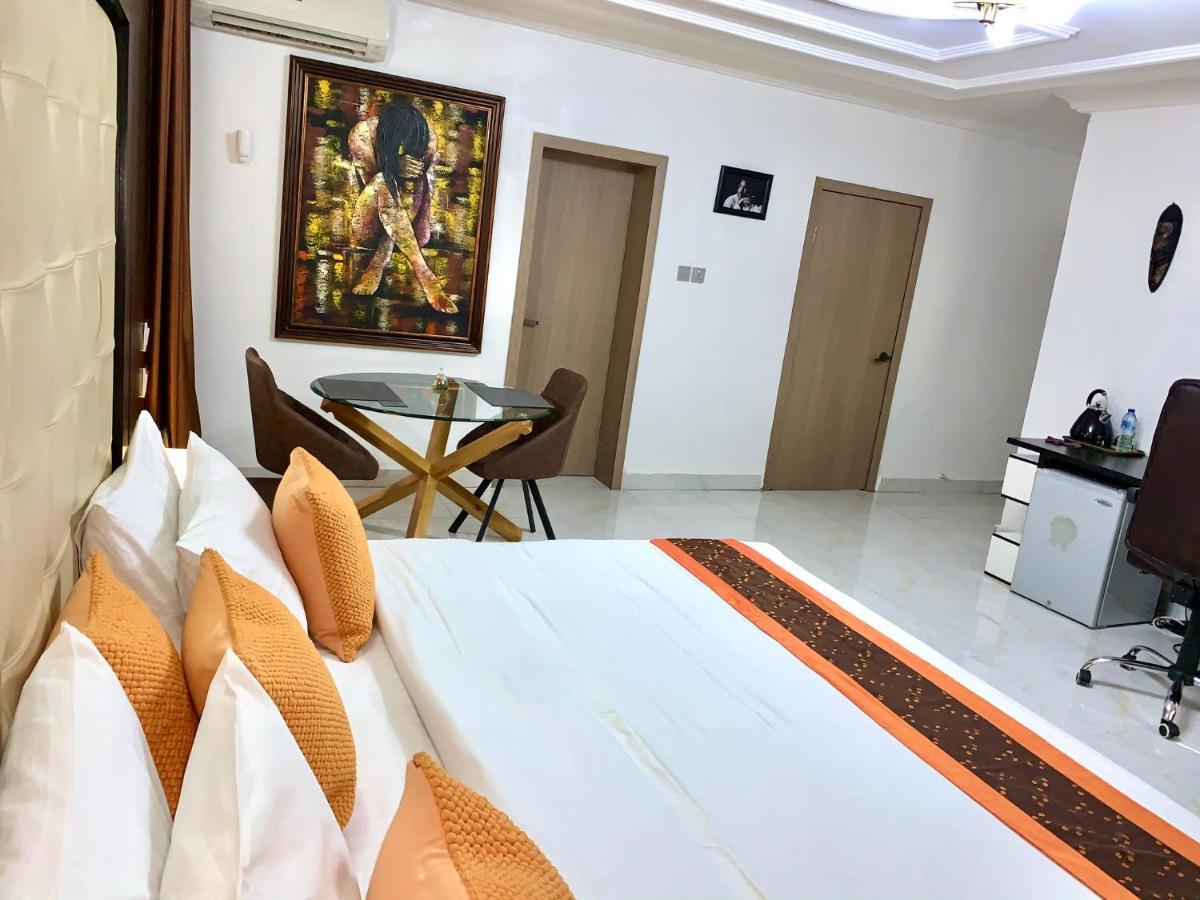 Urban Rootz Hotel Abuja Kültér fotó