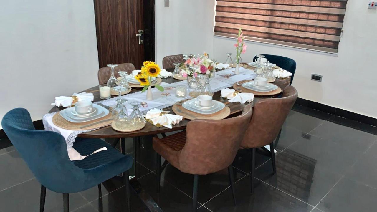 Urban Rootz Hotel Abuja Kültér fotó